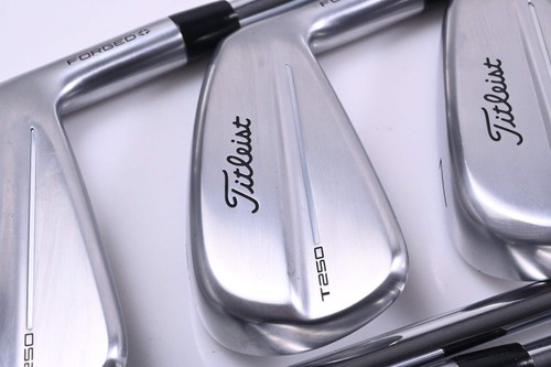 Titleist t250 2025 irons - 2025, /