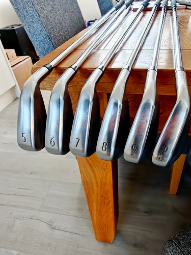 Titleist t250 irons 1 - -, 1/2